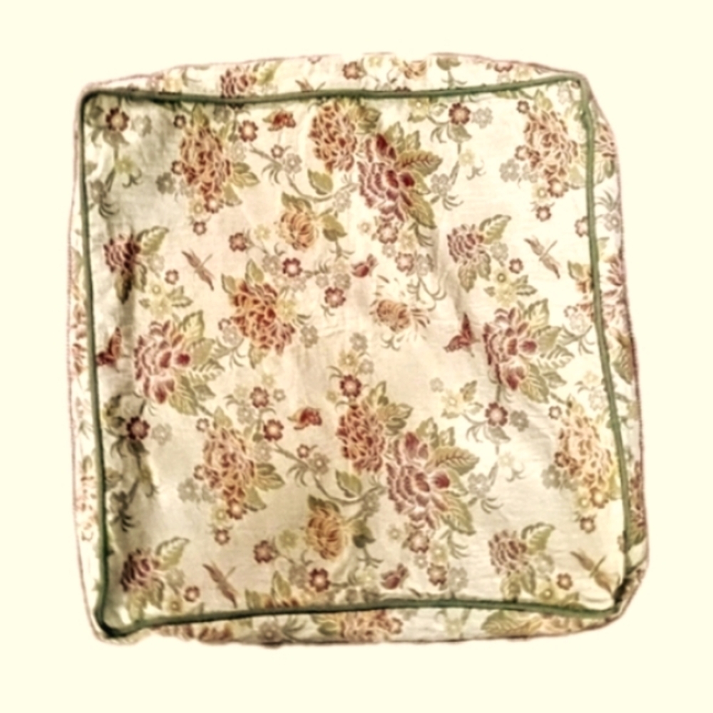 SCHUMACHER Set Of 4 Lampasas Floral Pillow Covers